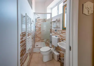 Bagno di Station Family Apartment by Mamo Florence