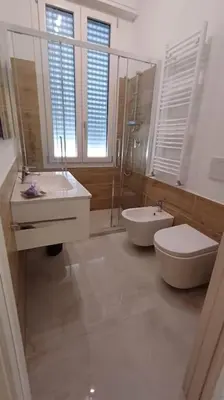 Bagno di Notte romantica a Firenze