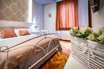 Letto o letti in una camera di Sabry Home Florence Guest House Affittacamere