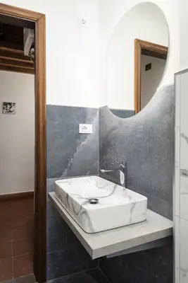 Bagno di Strange Uncle B&B