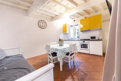 Cucina o angolo cottura di Appartamento nel cuore dell'Oltrarno