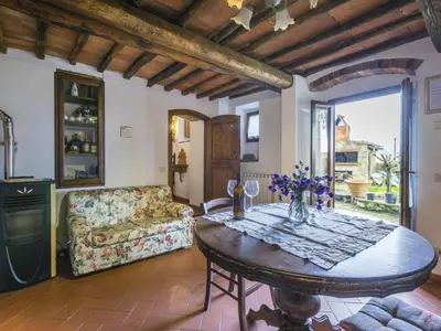 Area soggiorno di Apartment Mangiatoia by Interhome