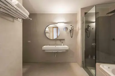 Bagno di appartamento palazzo bardi apartments n 2