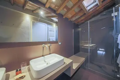 Bagno di Apartments Florence Pepi attic