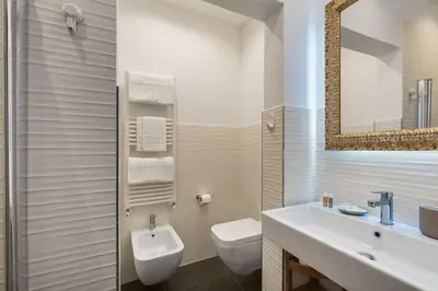 Bagno di Roped Rooms Florence