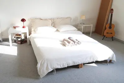 Letto o letti in una camera di Bright and Spacious Esthers Room H
