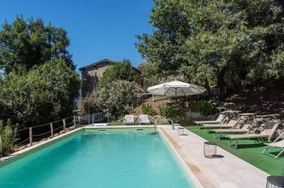 Piscina di Wine Experience - Villa Aurora o nelle vicinanze