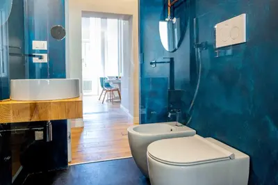 Bagno di Contemporary Apartment near Lungarno Cellini