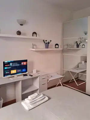 TV o dispositivi per l'intrattenimento presso Apt tra arte e natura ingresso indipendente