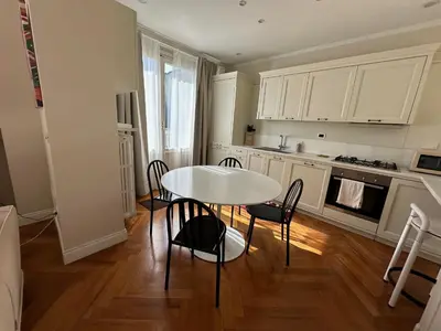 Cucina o angolo cottura di Casa con giardino Guest 98