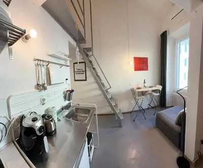 Cucina o angolo cottura di The Tiny Studio Firenze