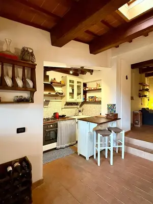Cucina o angolo cottura di Residence with Pool in the Tuscan Hills