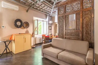 Area soggiorno di Firenze Rentals Accademia
