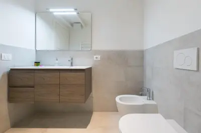 Bagno di Keys of Italy - Masai - Albero 2 - One bedroom flat 1st floor by train station