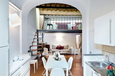 Cucina o angolo cottura di Corte al Duomo by Mmega