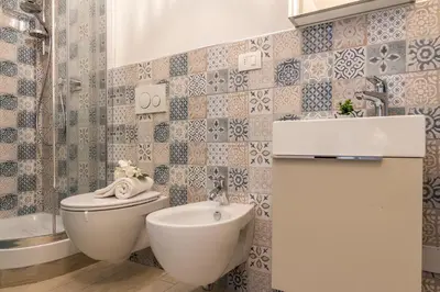 Bagno di Emma & Olga Apartments -In the city Centre-