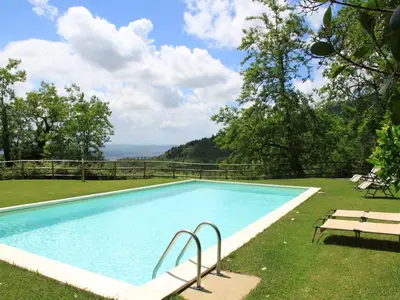 Piscina di Idyllic Tuscan Hideaway with Pool and spa o nelle vicinanze