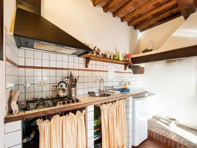 Cucina o angolo cottura di Holiday Home with Vineyard Vibes
