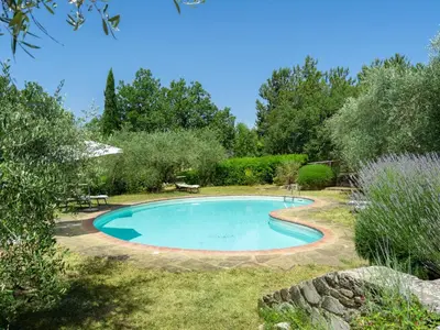 Piscina di Holiday Home Cafaggio di Sopra-1 by Interhome o nelle vicinanze