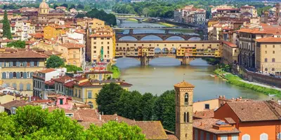 Vista sul fiume nelle vicinanze dell'appartamento
