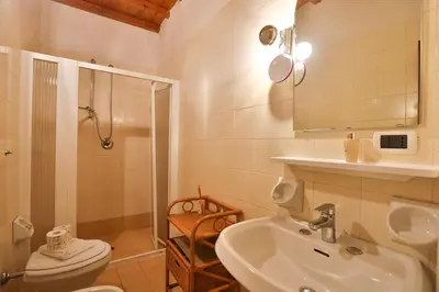 Bagno di Ricasoli Bright Apartment