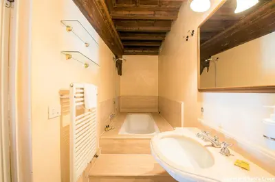 Bagno di Palazzo Salviati by Varental