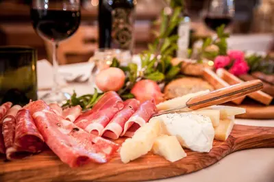 Cibo presso l'agriturismo o nelle vicinanze