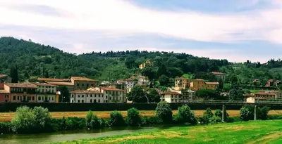 Paesaggio naturale nelle vicinanze della villa