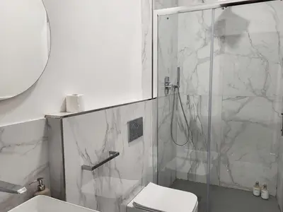 Bagno di 110 sqm apartment 6 sleeps in Santa Croce