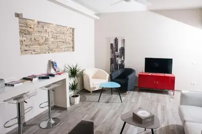 TV o dispositivi per l'intrattenimento presso Orsini Family Deluxe Apartment by Mamo Florence