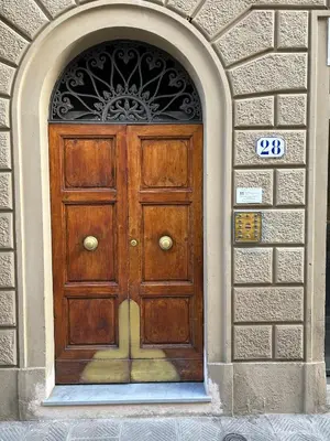 Facciata o entrata di Santa Reparata downtown