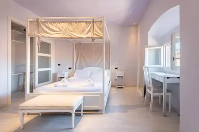 Letto o letti in una camera di [Maison] Brunelleschi - 50m dal Duomo, Ascensore