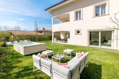 Planimetria di Genteel Home Villa Prato
